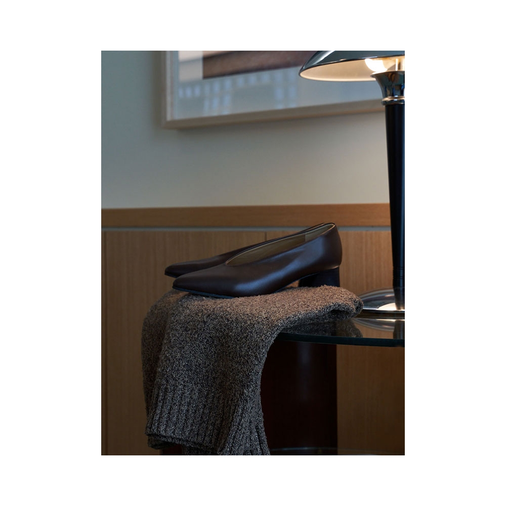 WIZWID:위즈위드 - [KIPSBAY:킵스베이][15%쿠폰]CLASSIC PUMPS IN BURGUNDY BROWN WIZWID